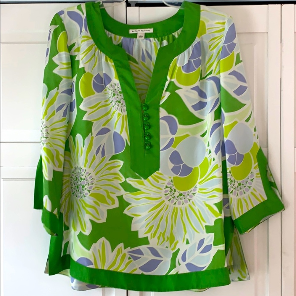 Banana Republic Silk Tropical print blouse